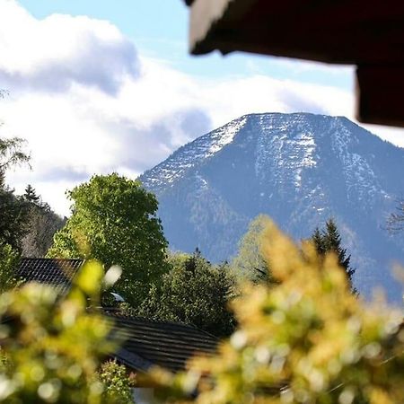 Wohnung Direkt Am Tegernsee Mit Xl-Terrasse Гмунд-ам-Тегернзе Экстерьер фото